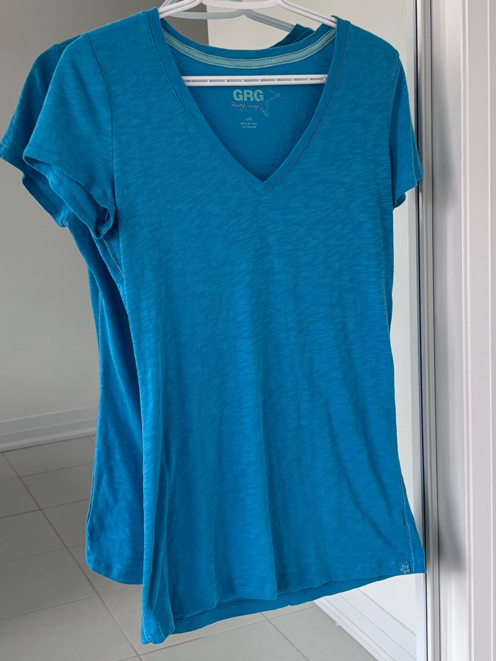 Garage V-Neck Tee Shirt in Blue